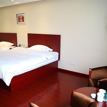 Greentree Inn Jiangsu Nantong Rugao Haiyang Road Tiancheng Business Hotel Bagian luar foto